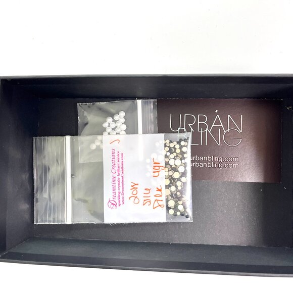 CHANEL Black Swarovski Crystal Leather Card Case Wallet - Picture 14 of 15